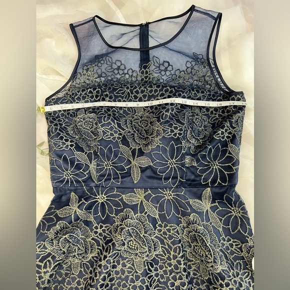 Tahari Arthur Levine Gold Floral Bodice Navy Blue Tulle Dress Size 14 Fit Flare - Picture 13 of 16